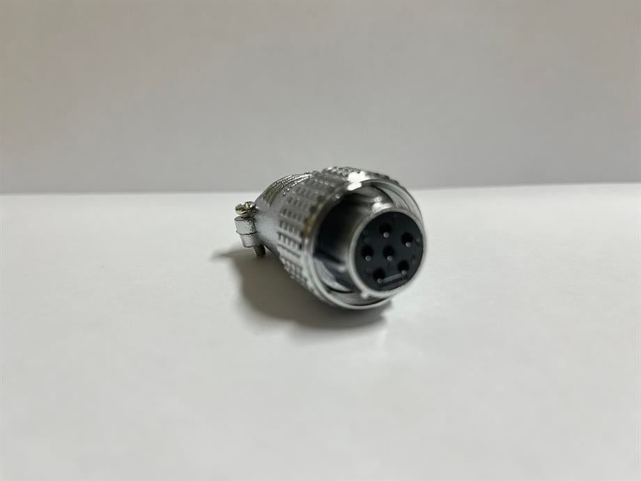 MAOJWEI-P20-6A IP65 6 Pin Seyyar Dişi Konnektör